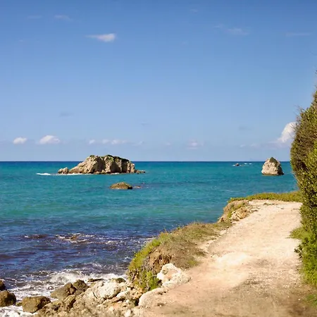 Persephone * Halikounas